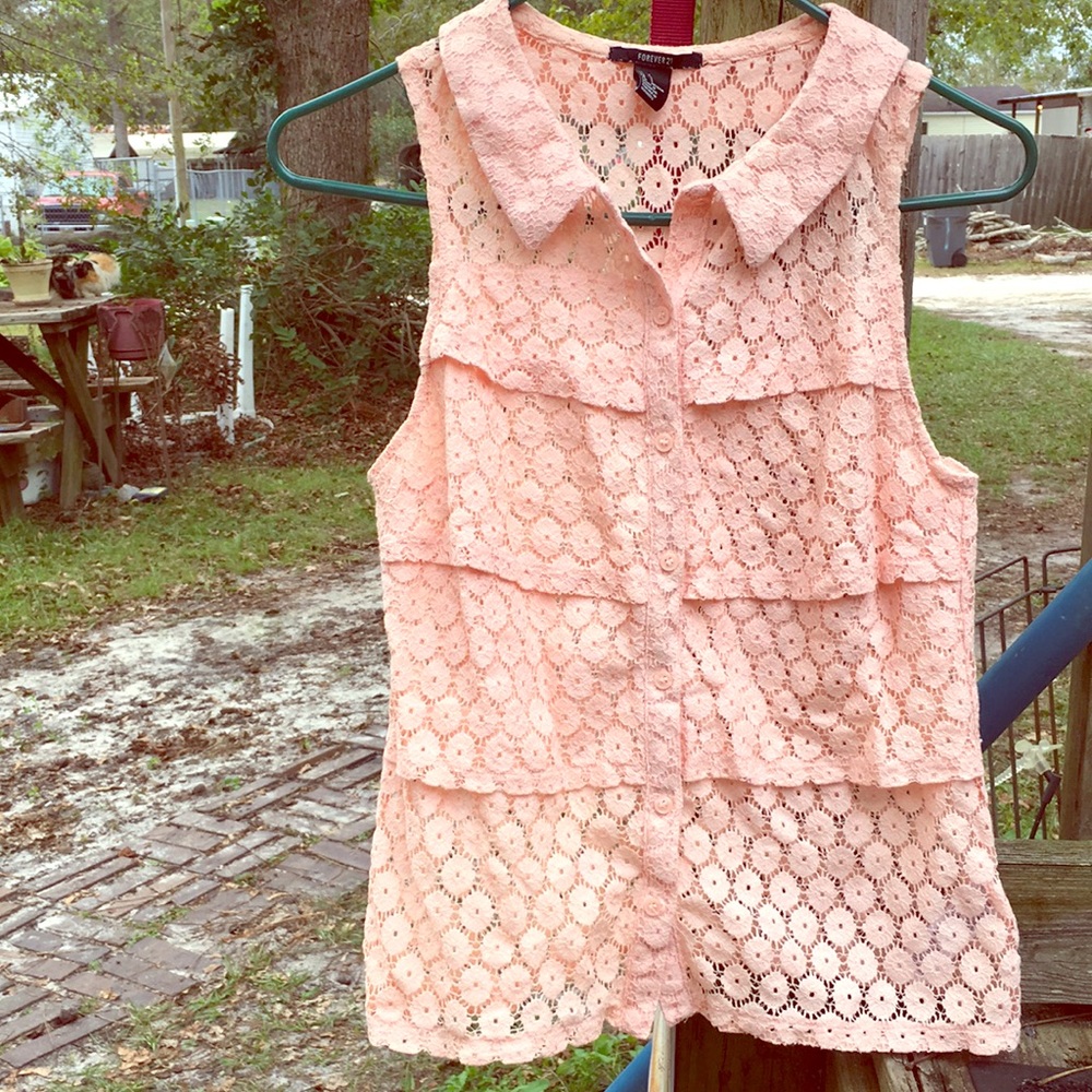 Sleeveless floral layered tank